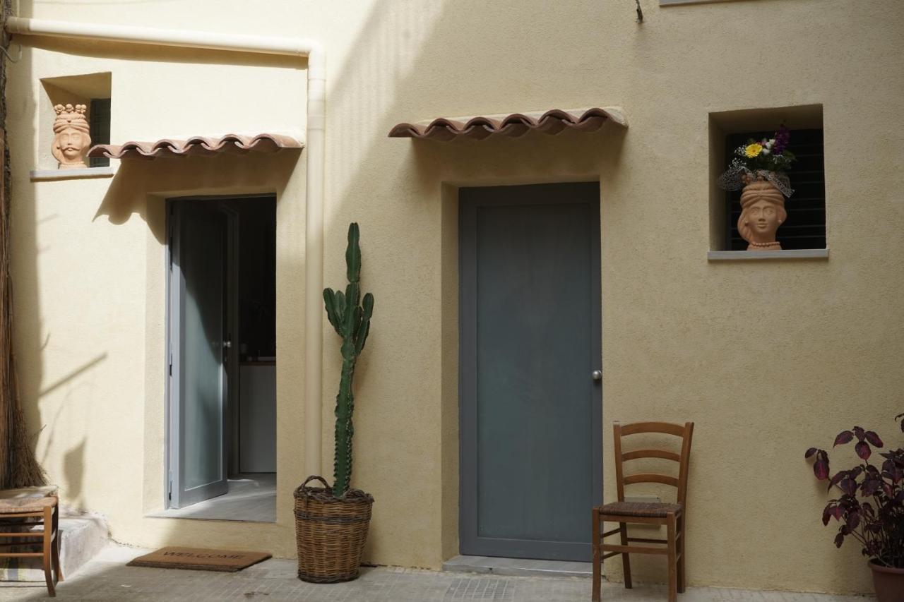 Locazione Turistica Domus Re Bed & Breakfast Agrigento Exterior photo