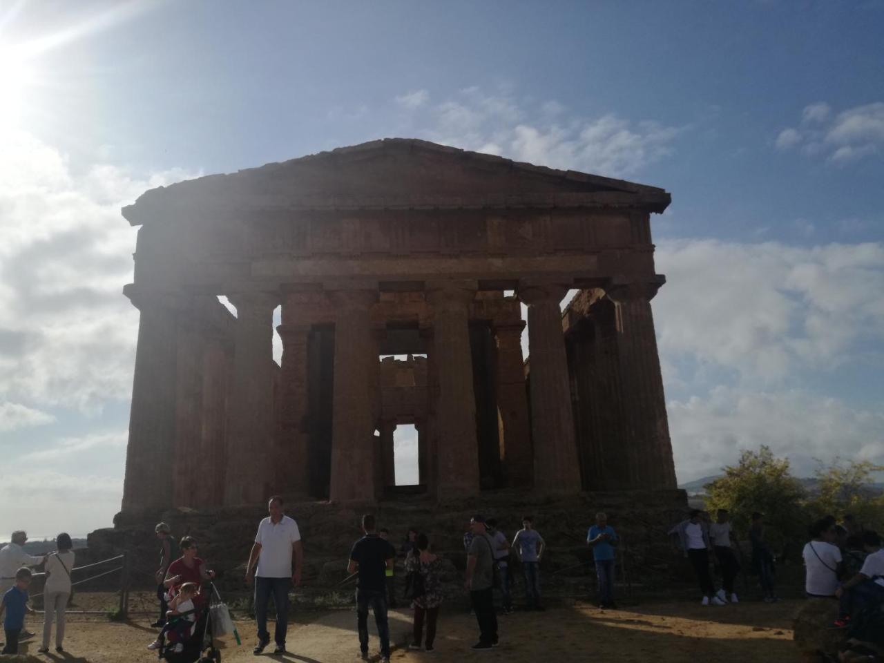 Locazione Turistica Domus Re Bed & Breakfast Agrigento Exterior photo