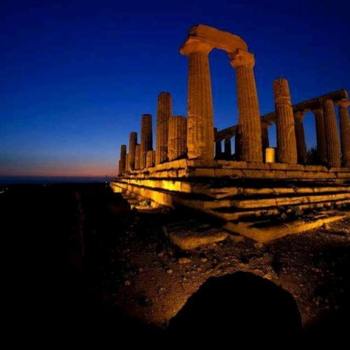 Locazione Turistica Domus Re Bed & Breakfast Agrigento Exterior photo