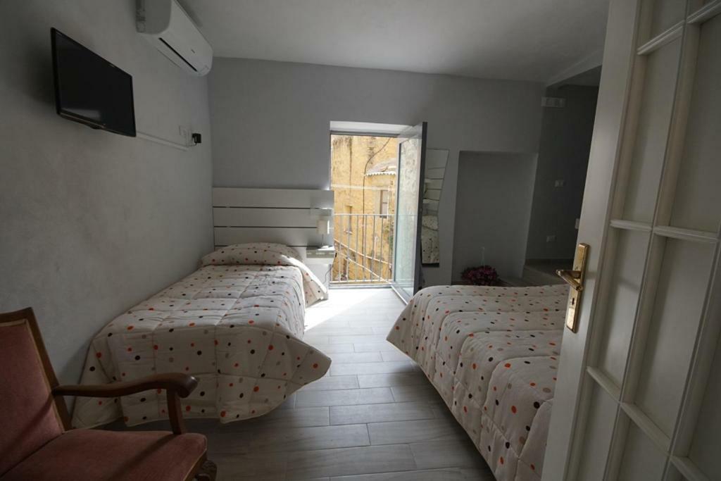 Locazione Turistica Domus Re Bed & Breakfast Agrigento Exterior photo