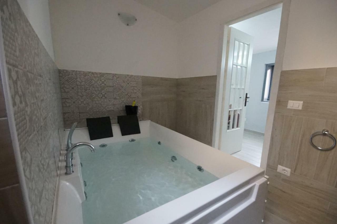 Locazione Turistica Domus Re Bed & Breakfast Agrigento Exterior photo