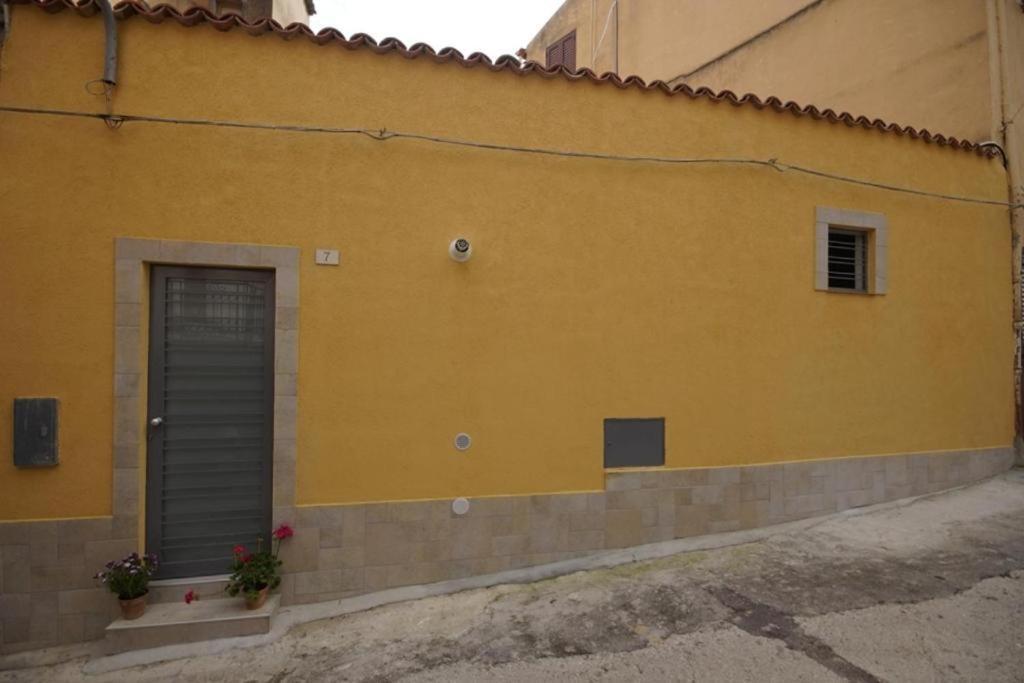 Locazione Turistica Domus Re Bed & Breakfast Agrigento Exterior photo